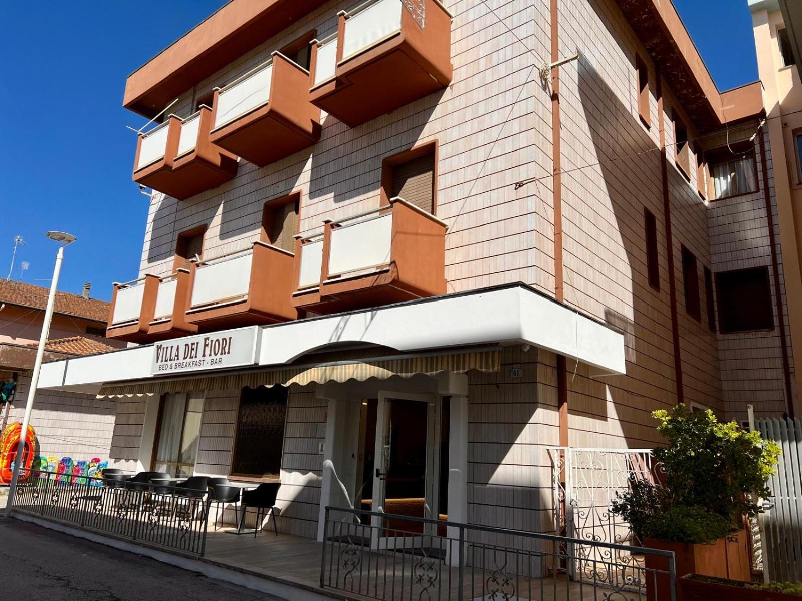 Hotel Villa Dei Fiori Bellaria-Igea Marina Eksteriør billede