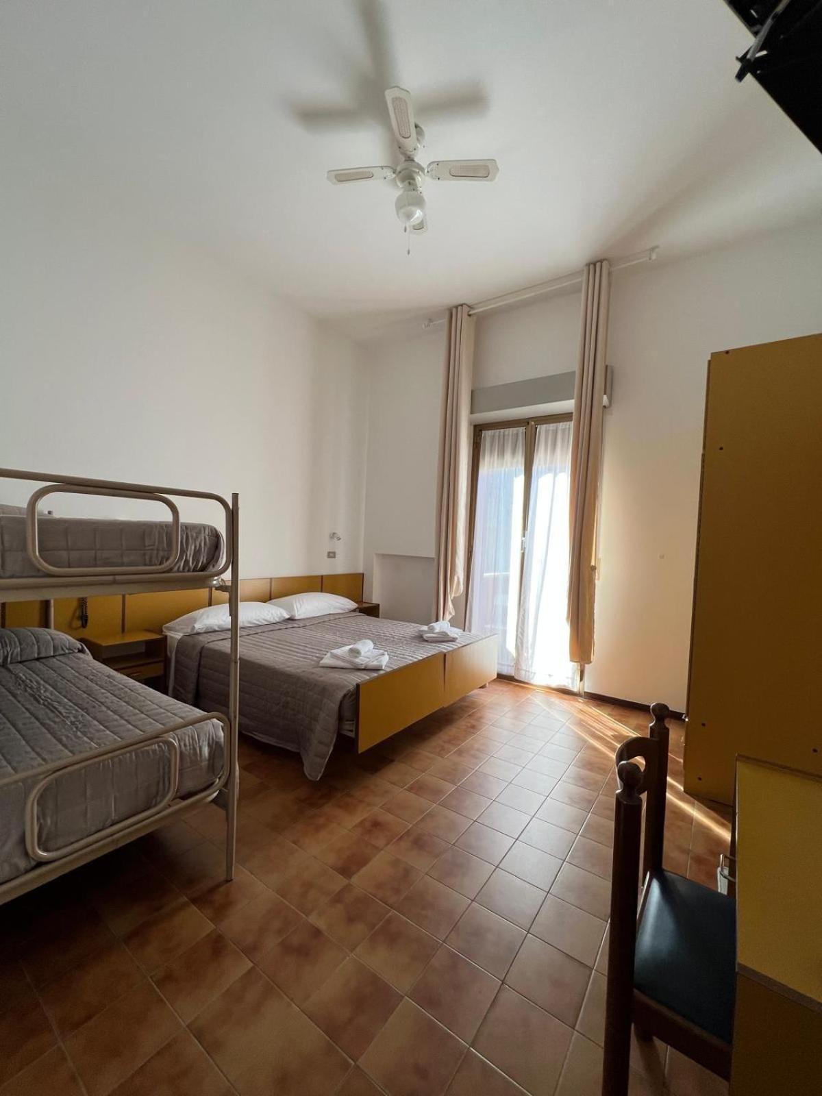 Hotel Villa Dei Fiori Bellaria-Igea Marina Eksteriør billede