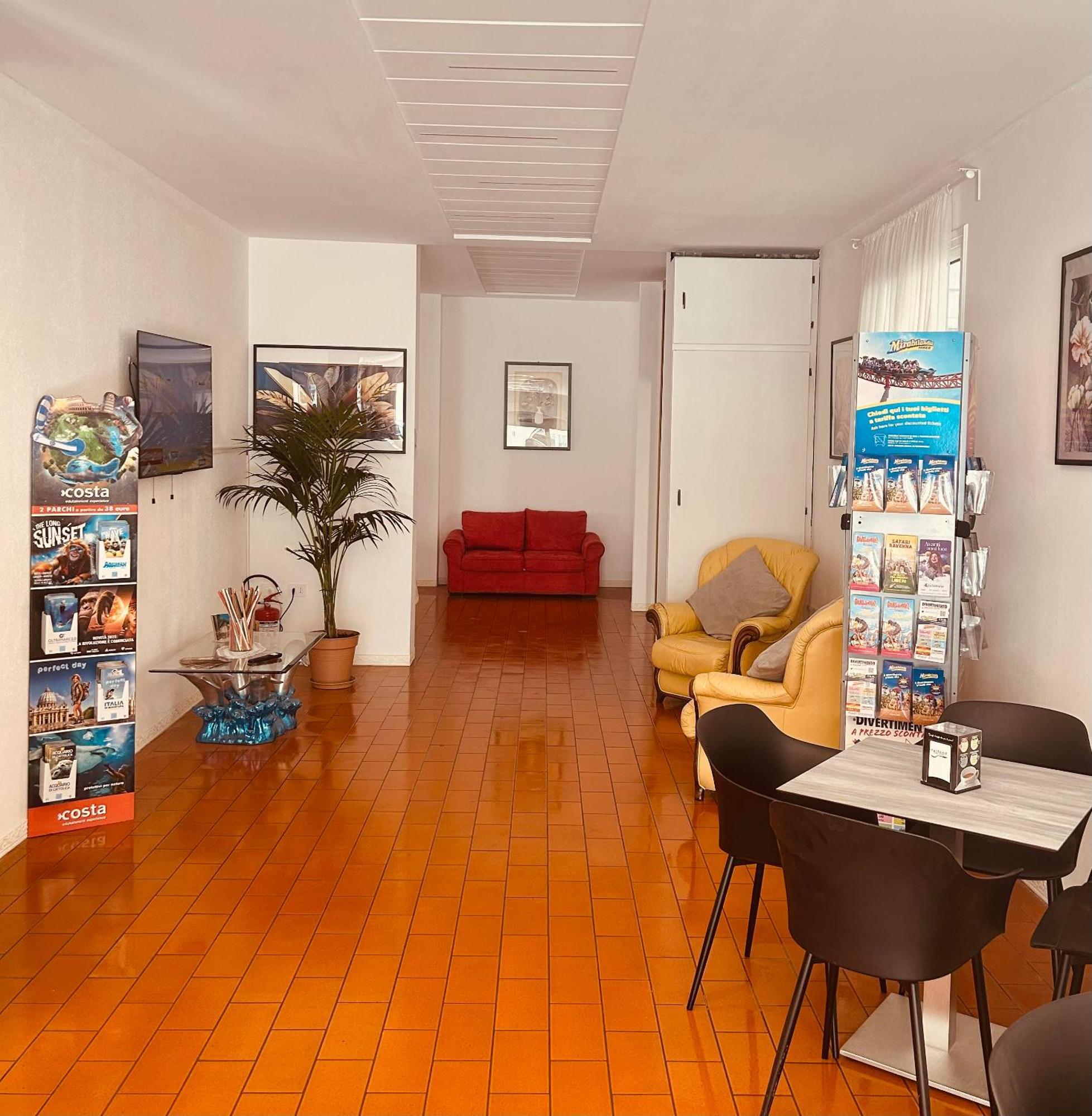 Hotel Villa Dei Fiori Bellaria-Igea Marina Eksteriør billede
